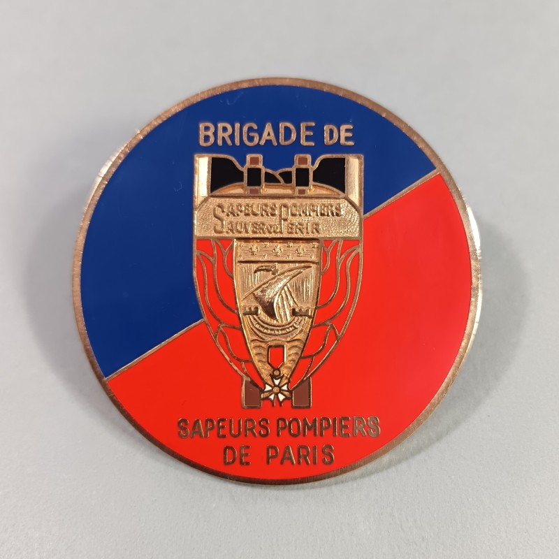 PLAQUE DE VOITURE DU BATAILLON DES SAPEURS POMPIERS DE LA VILLE DE PARIS BSPP DIAMETRE 7.5 cm